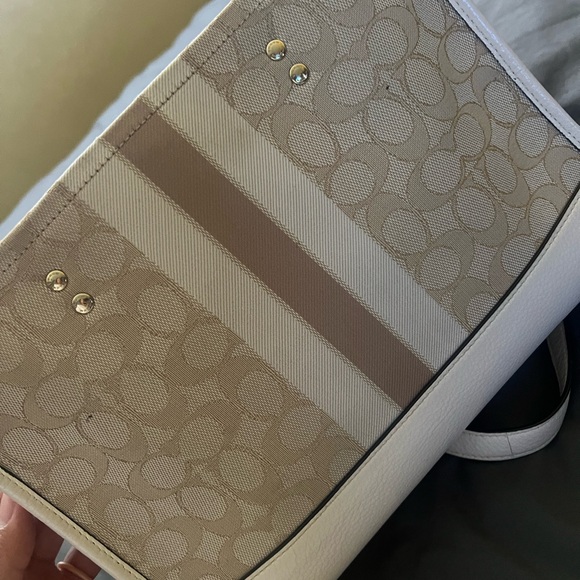 Coach tote - Picture 3 of 5